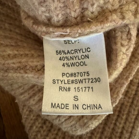 Lelis Collection heathered camel long sleeved rib knit sweater - S - Picture 9 of 9